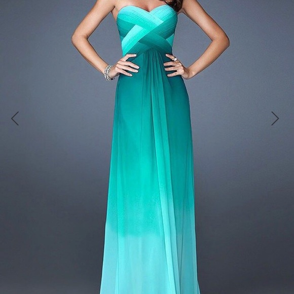 La Femme Dresses & Skirts - Teal strapless prom dress